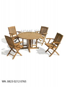 Set garden table and chair