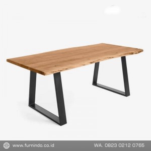 Meja makan industrial minimalis