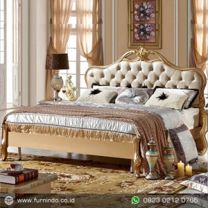 Tempat Tidur Classik Gold